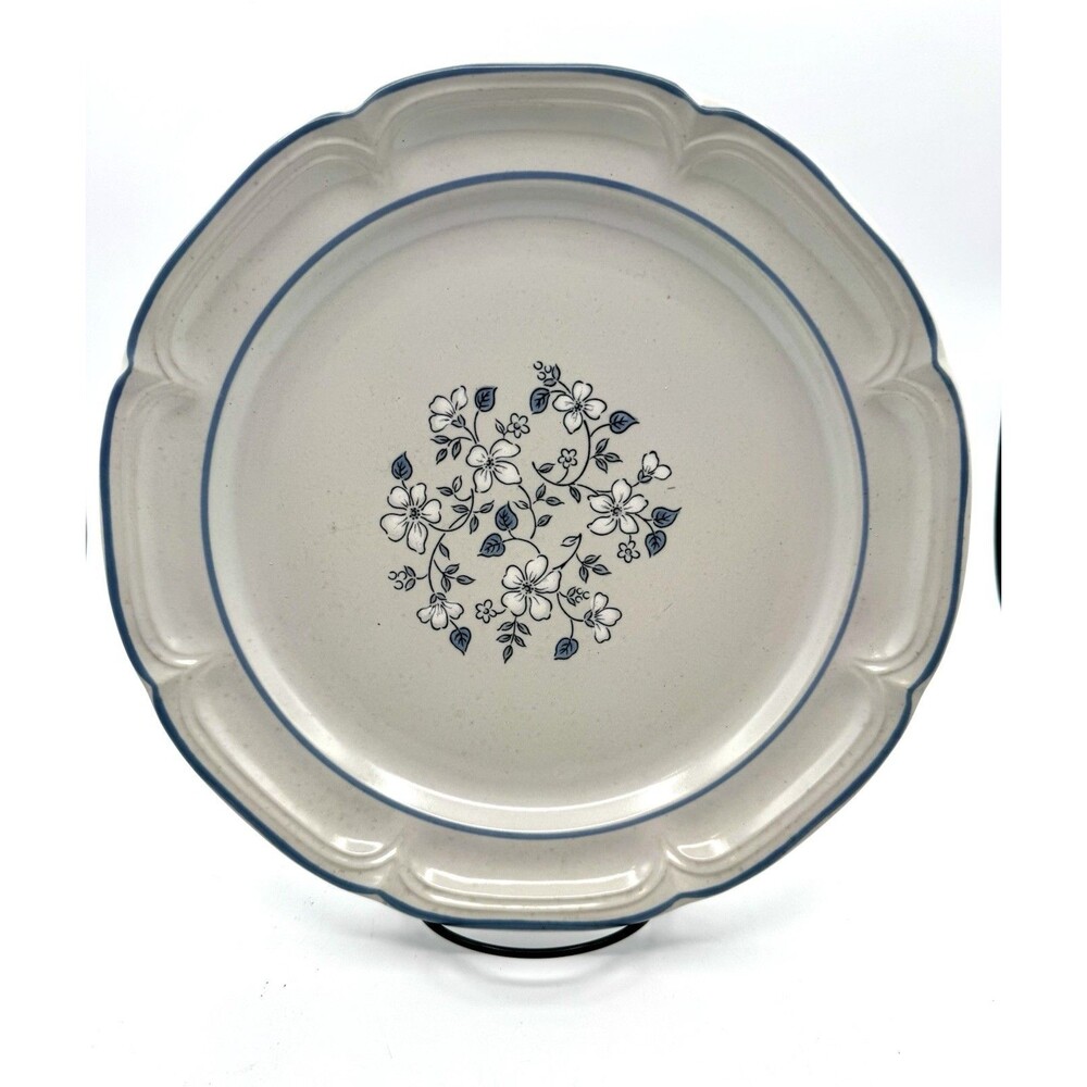 Set Of 2 Vtg Covington Edition Stoneware "Avondale Blue" Dinner Plates Retired